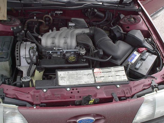 1988 Ford Taurus LX - photo 3