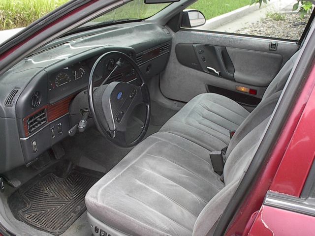 1988 Ford Taurus LX - photo 5