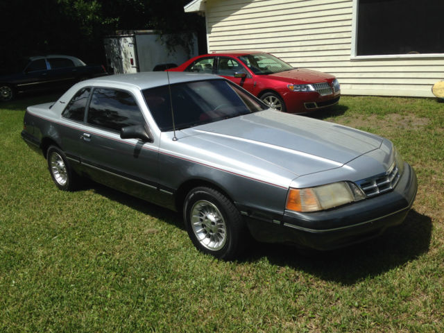 1988 Ford Thunderbird - photo 2