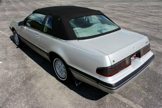 1988 Ford Thunderbird LX - photo 10