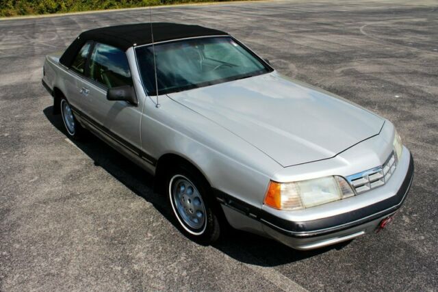 1988 Ford Thunderbird LX - photo 5