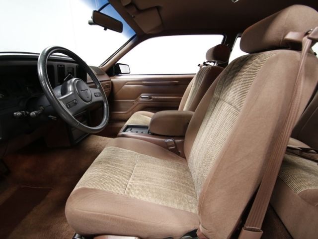 1988 Ford Thunderbird -- - photo 5