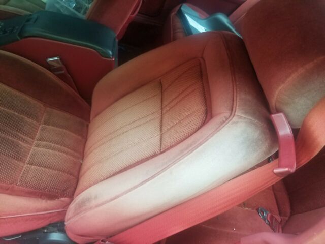 1988 Ford Thunderbird Sport - photo 2