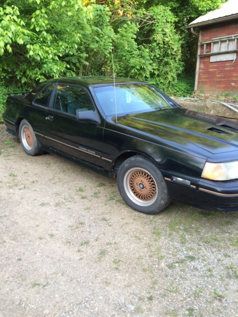 1988 Ford Thunderbird Gold - photo 3