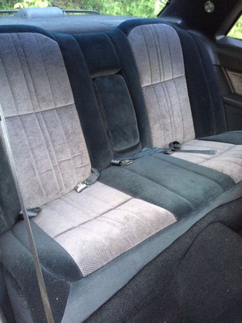 1988 Ford Thunderbird Gold - photo 6