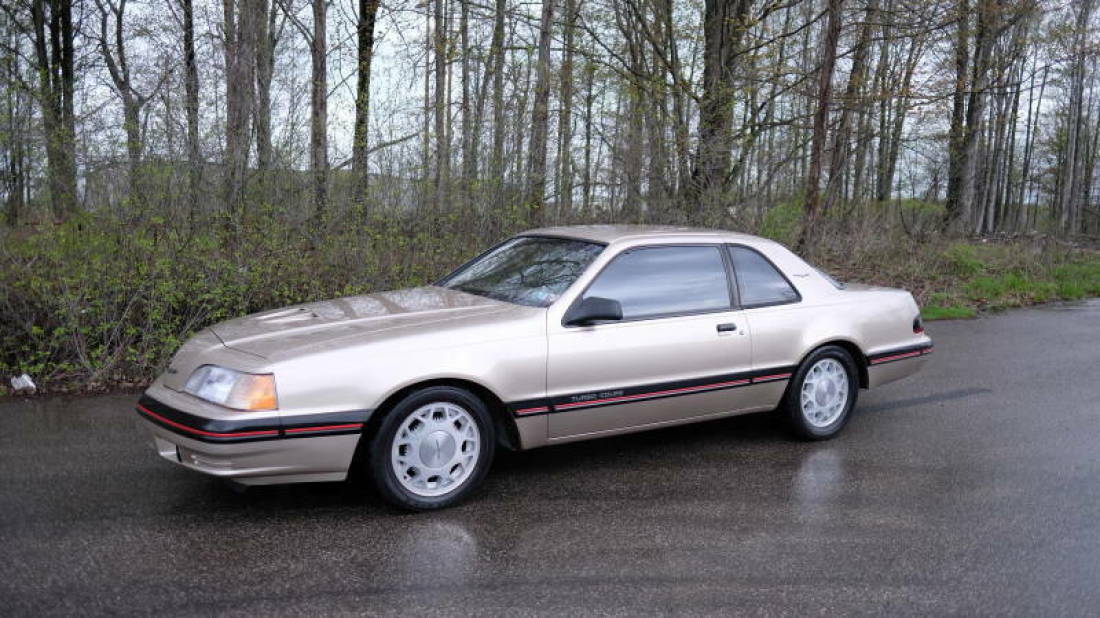 1988 Ford Thunderbird Turbo 2dr Coupe - photo 2