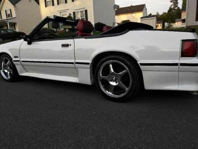 1988 Ford Mustang GT convertible modified - photo 11
