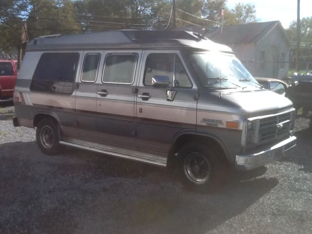 1988 Chevrolet G20 Van - photo 3