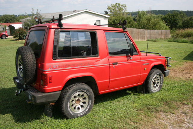 1988 Mitsubishi Montero base - photo 3
