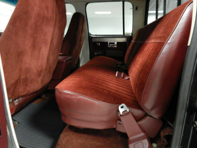 1988 Chevrolet C/K Pickup 3500 - photo 9