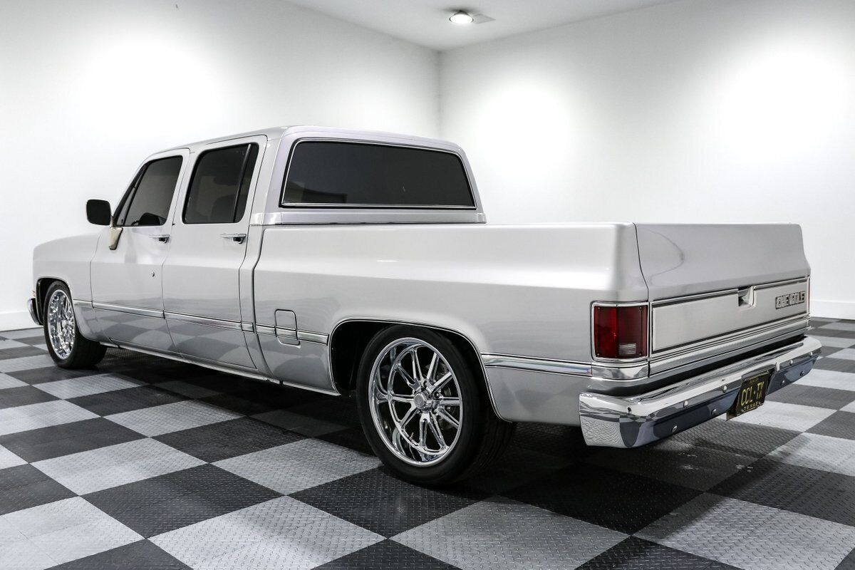 1988 GMC R25 Sierra Crew Cab Custom - photo 6