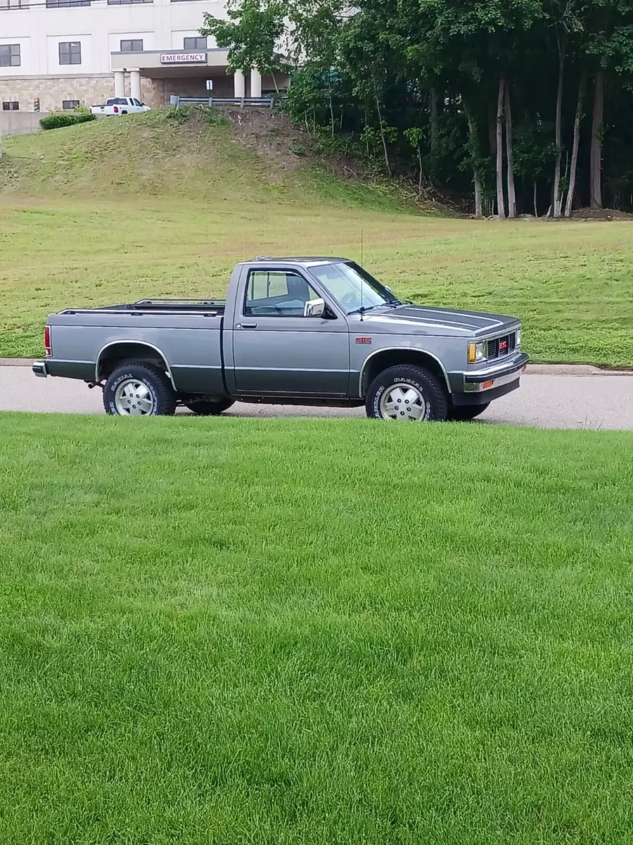 1988 GMC S15 Sierra Classic