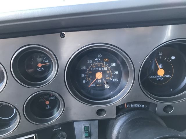 1988 GMC Suburban - photo 13