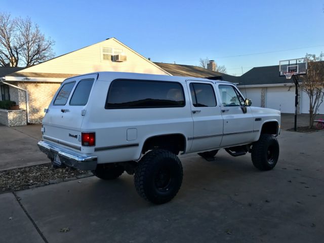 1988 GMC Suburban - photo 9
