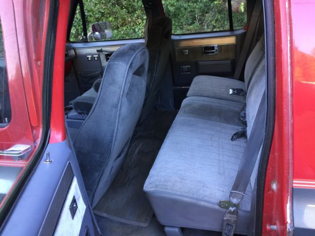 1988 GMC Suburban Sierra Classic - photo 13
