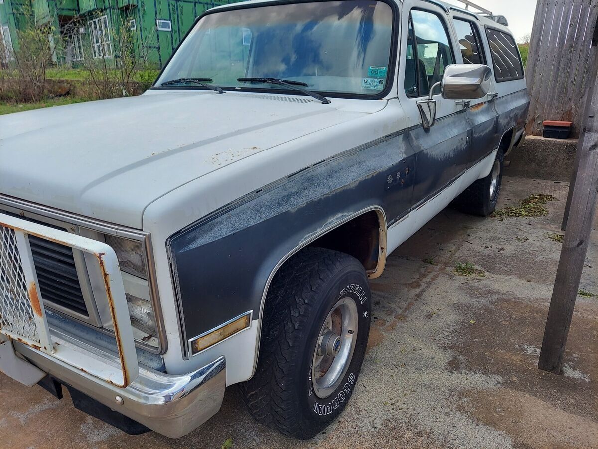 1988 Chevrolet Suburban - photo 4