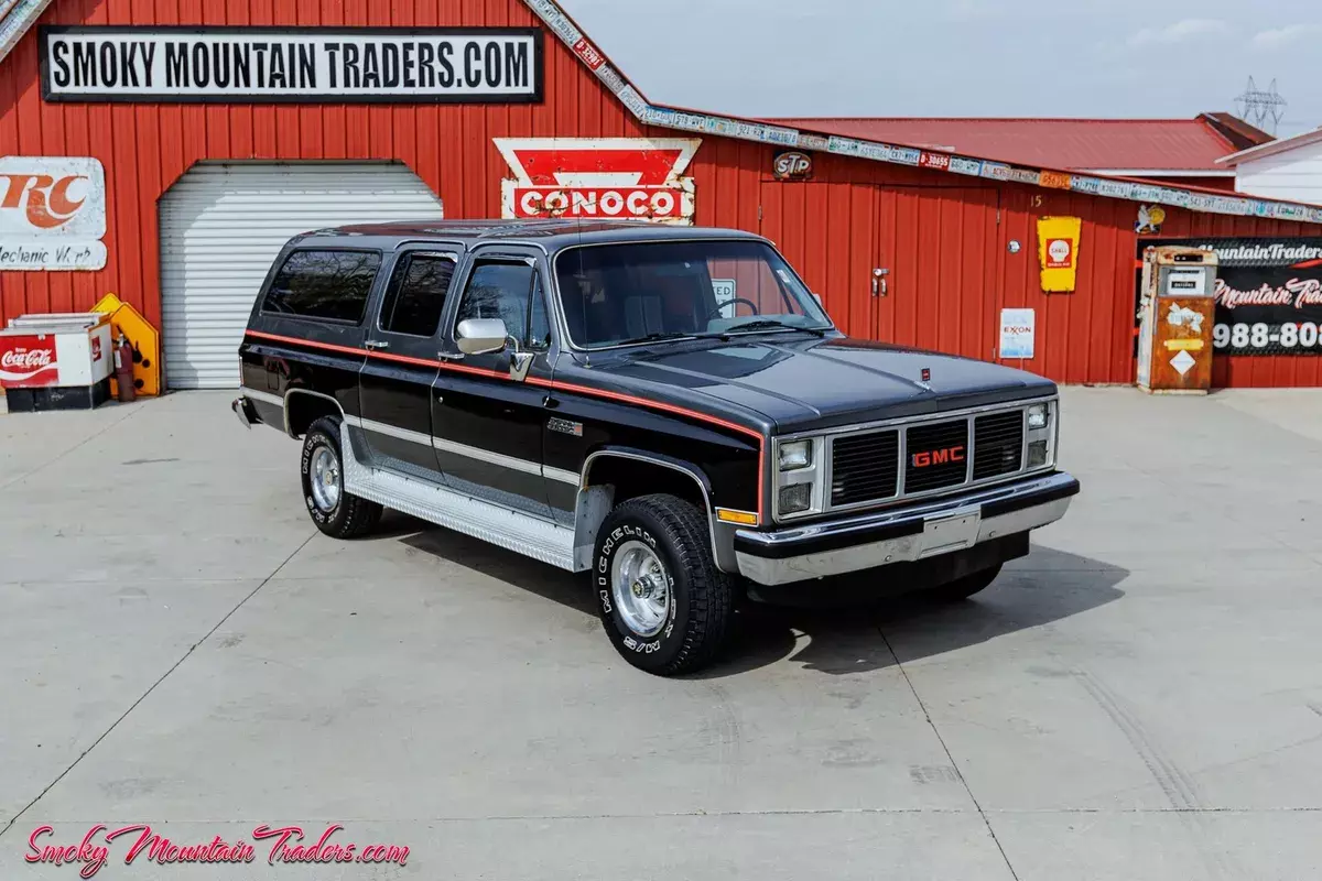 1988 GMC Suburban 4X4 Clean CarFax 5.7L 350 V8 700R Trans PS PDB 1988 GMC Suburban