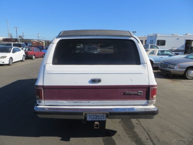 1988 GMC Suburban - photo 5