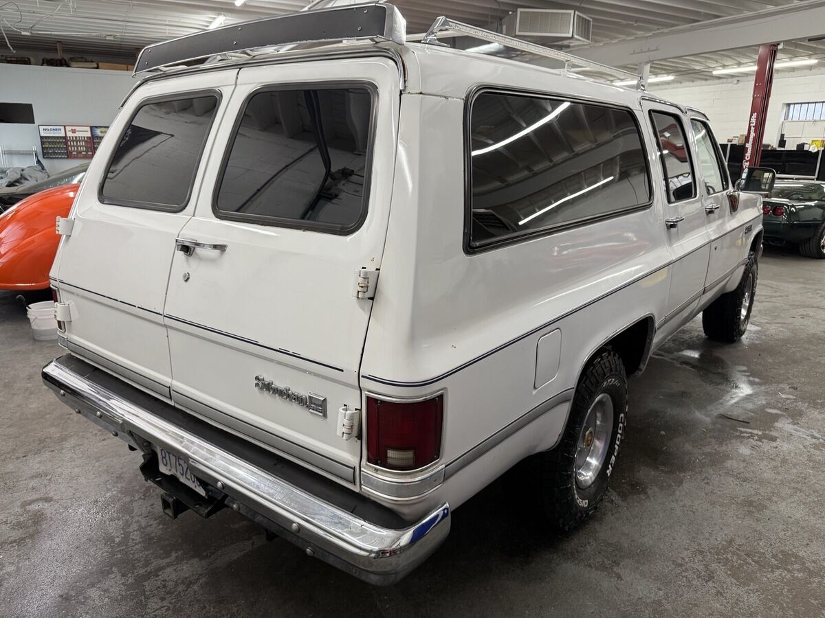 1988 GMC Suburban Sierra Classic - photo 11