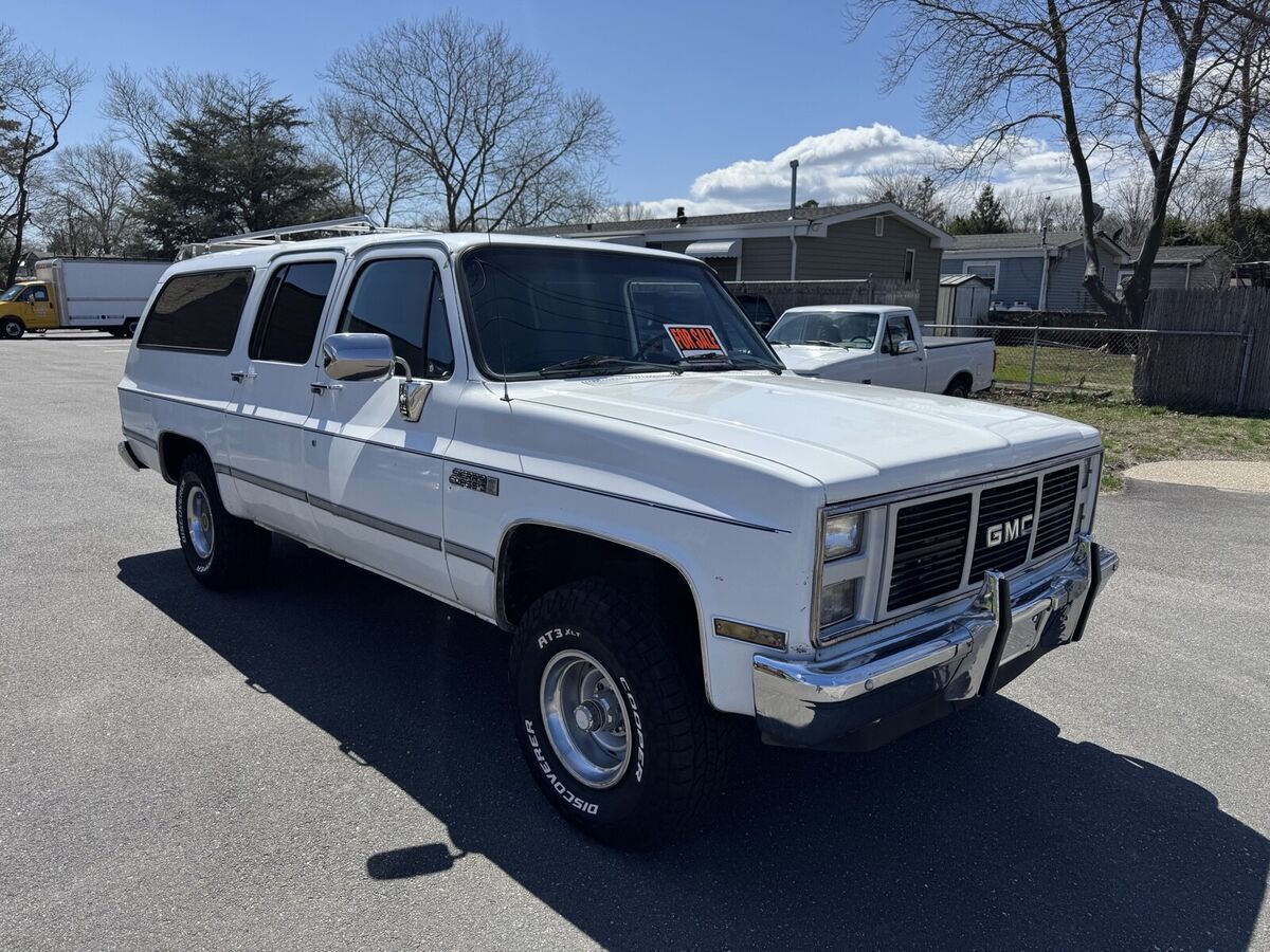 1988 GMC Suburban Sierra Classic - photo 2