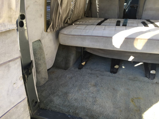 1988 GMC Vandura - photo 2