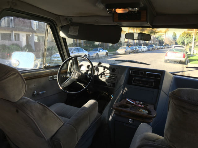 1988 GMC Vandura - photo 9