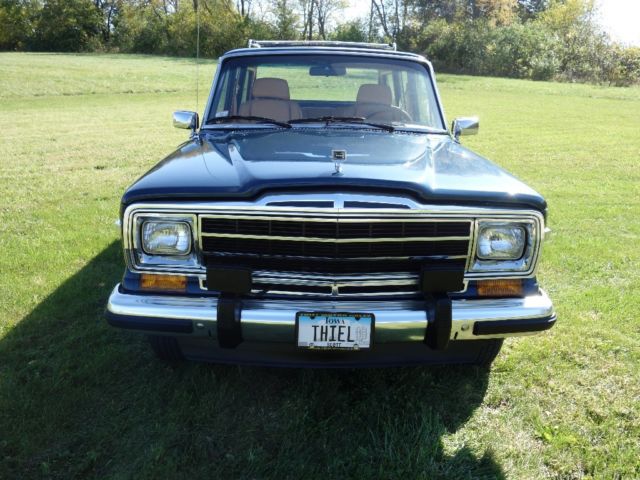 1988 Jeep Wagoneer - photo 6