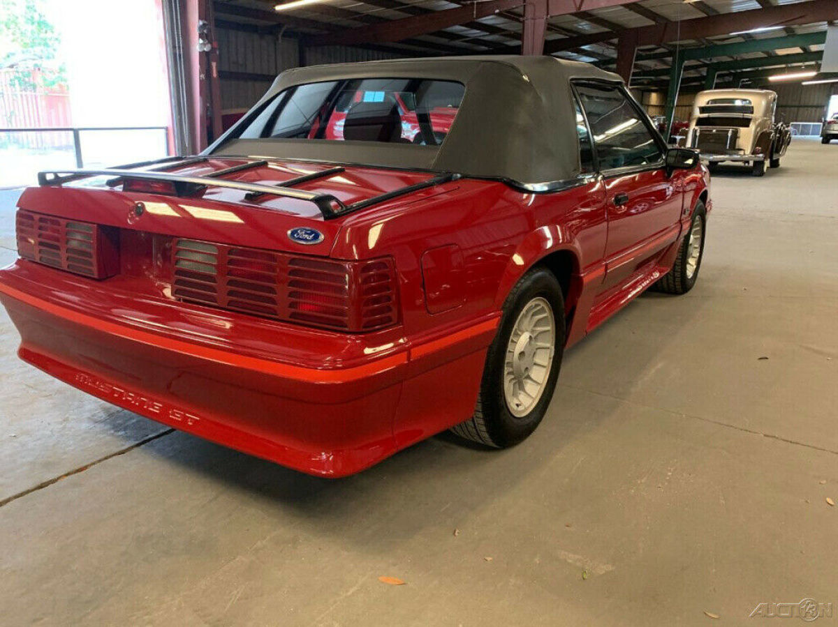 1988 Ford Mustang GT 2dr Convertible - photo 13