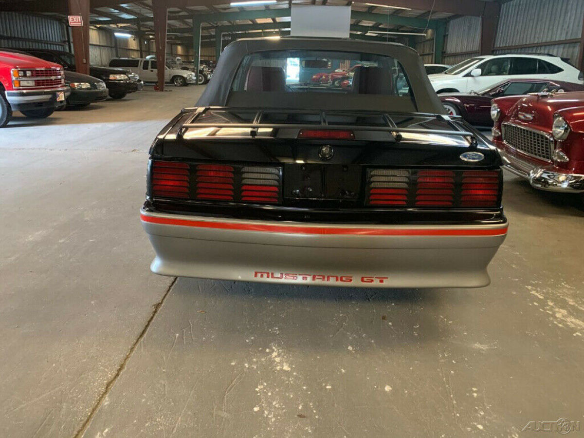 1988 Ford Mustang GT 2dr Convertible - photo 5