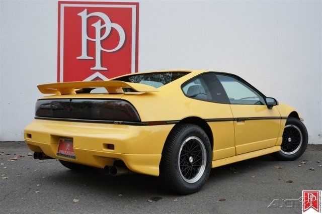 1988 Pontiac Fiero GT - photo 3
