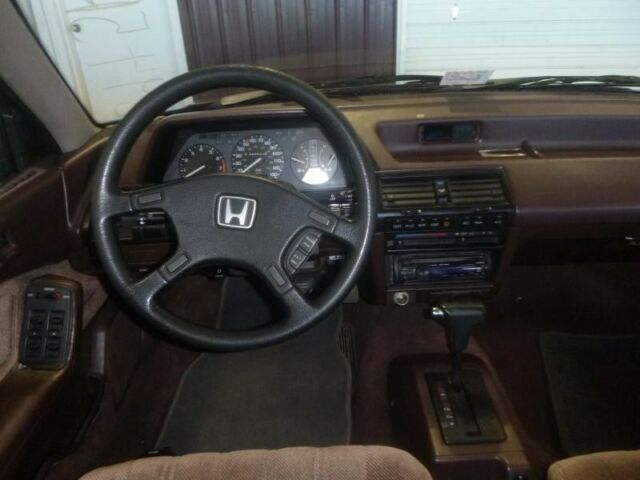 1988 Honda Accord LX SEDAN - photo 9
