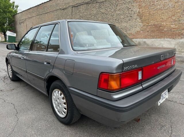 1988 Honda Civic LX 4dr Sedan - photo 3