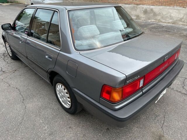 1988 Honda Civic LX 4dr Sedan - photo 4