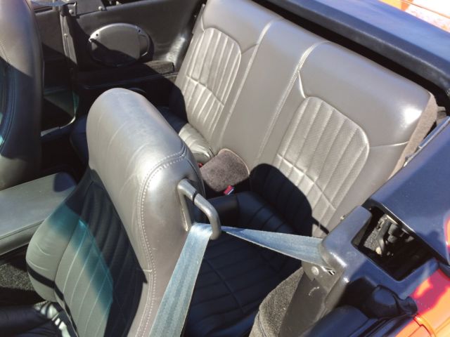 1988 Chevrolet Camaro convertible - photo 10