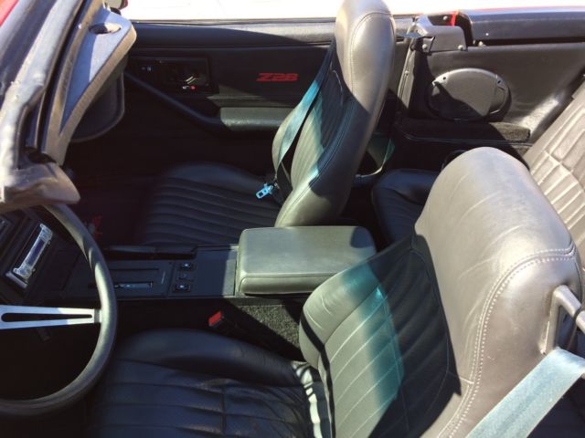 1988 Chevrolet Camaro convertible - photo 9