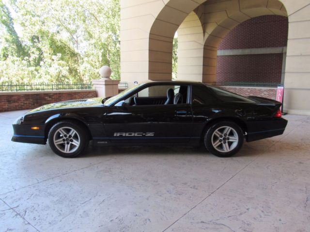 1988 Chevrolet Camaro IROC Z - photo 11