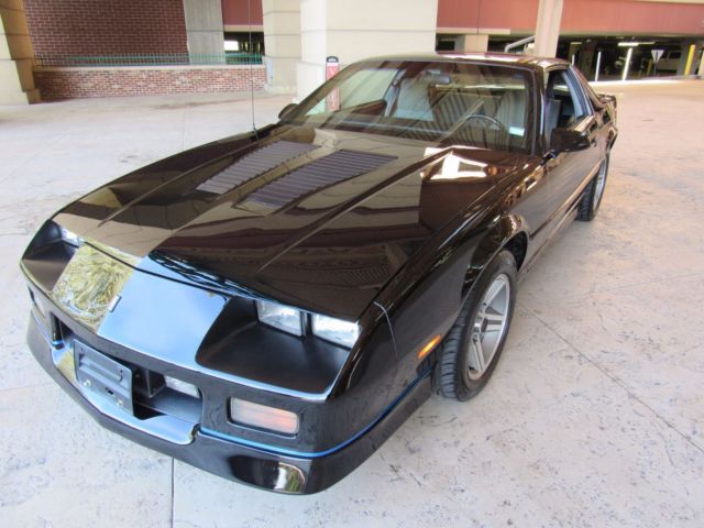 1988 Chevrolet Camaro IROC Z - photo 7