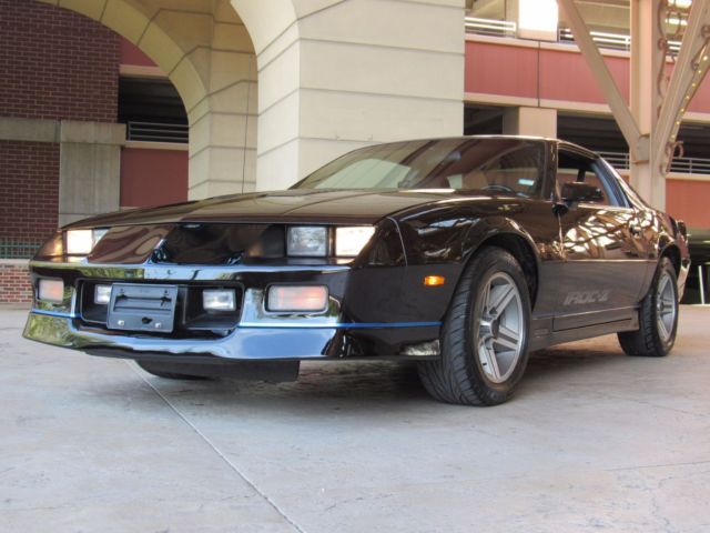 1988 Chevrolet Camaro IROC Z - photo 8