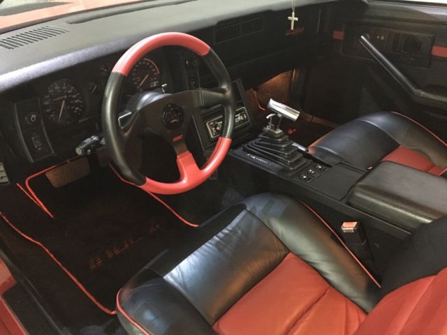 1988 Chevrolet Camaro IROC-Z - photo 7