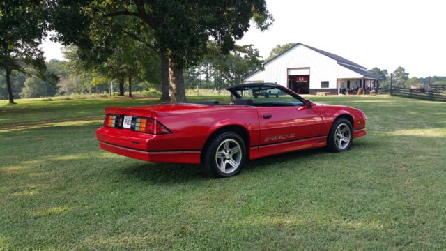 1988 Chevrolet Camaro IROC - photo 3