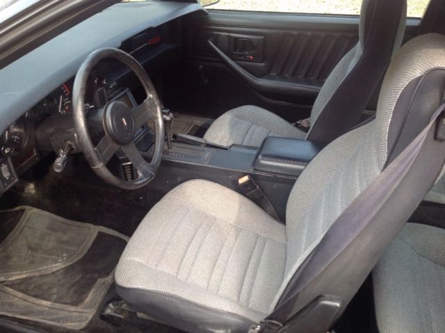 1988 Chevrolet Camaro IROC Z28 - photo 11
