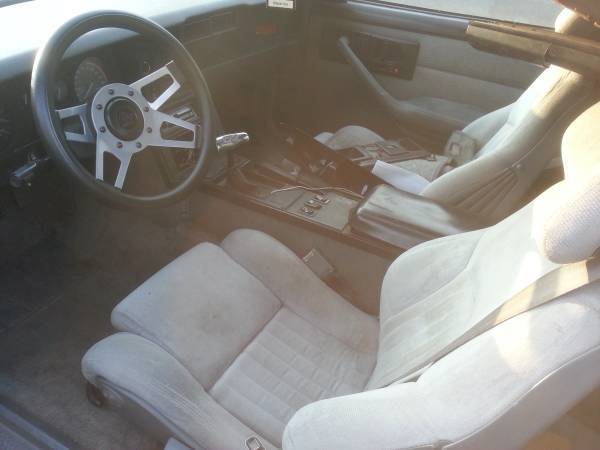 1988 Chevrolet Camaro Iroc Z28 - photo 6