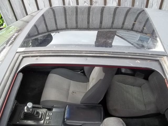 1988 Chevrolet Camaro Iroc-Z Coupe 2-Door - photo 10