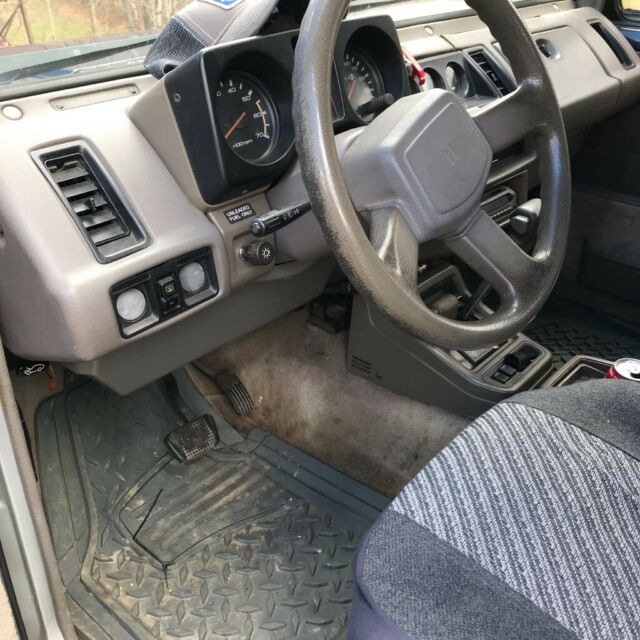 1988 Isuzu Trooper LS - photo 6