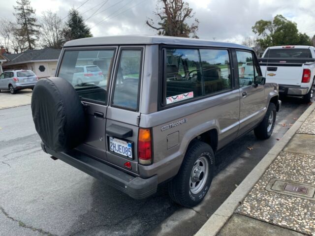 1988 Isuzu Trooper - photo 5