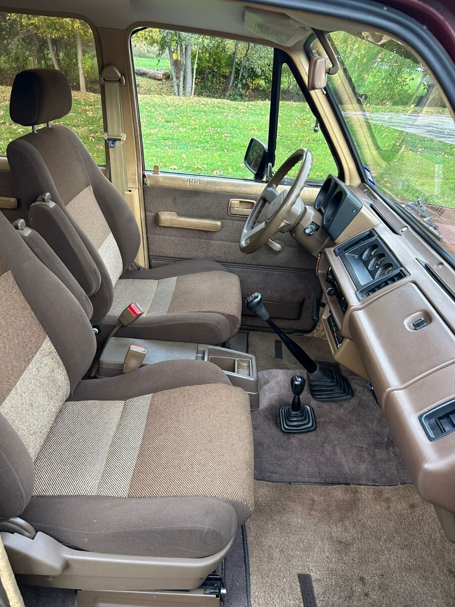 1988 Isuzu Trooper LS - photo 4