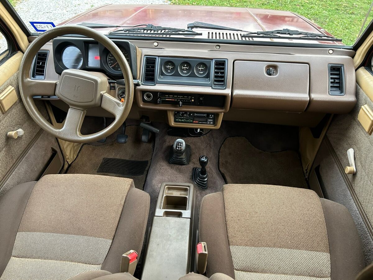1988 Isuzu Trooper LS - photo 7