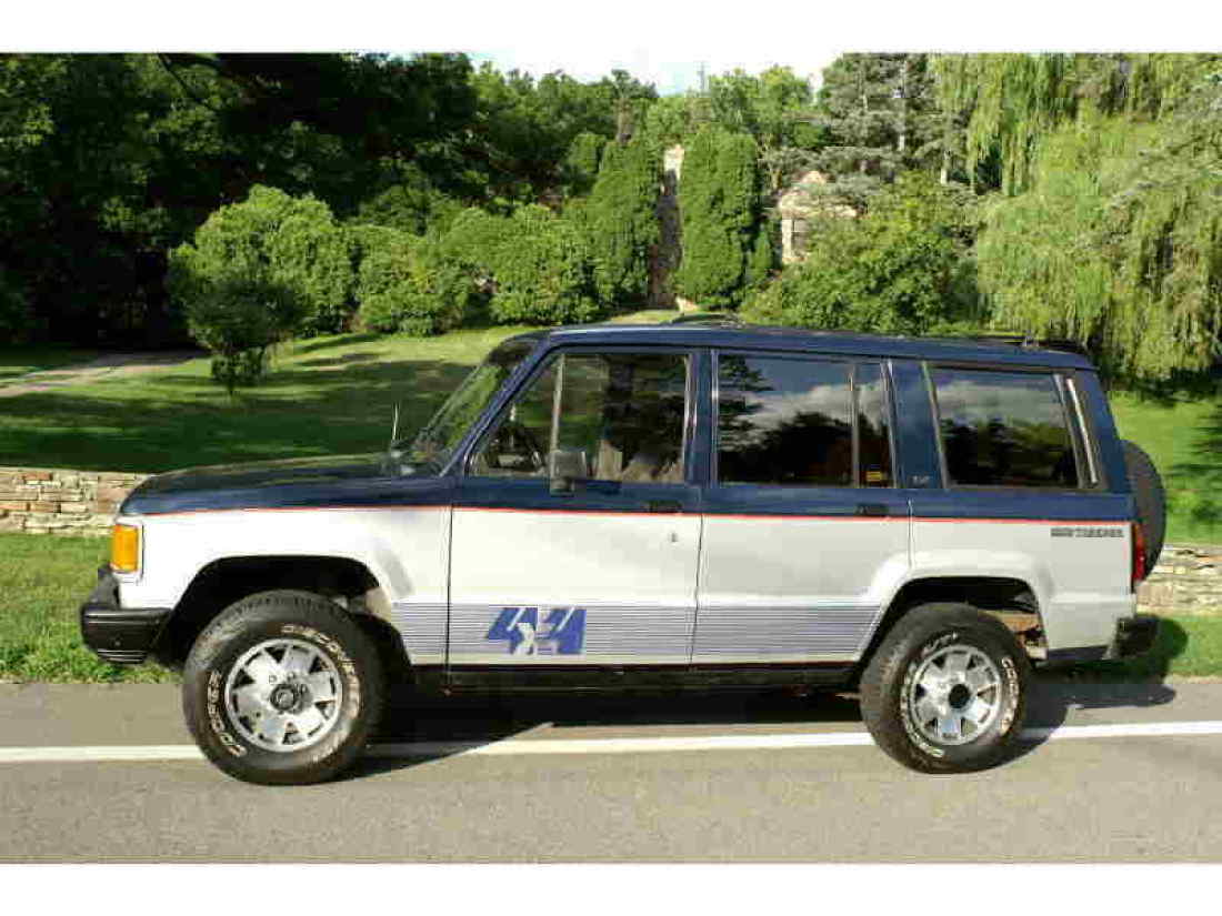1988 Isuzu Trooper LS - photo 2