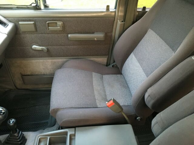 1988 Isuzu Trooper LS - photo 10