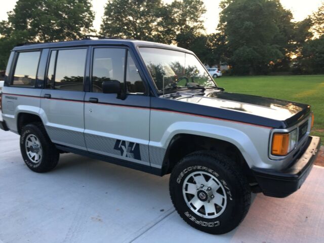 1988 Isuzu Trooper LS - photo 5
